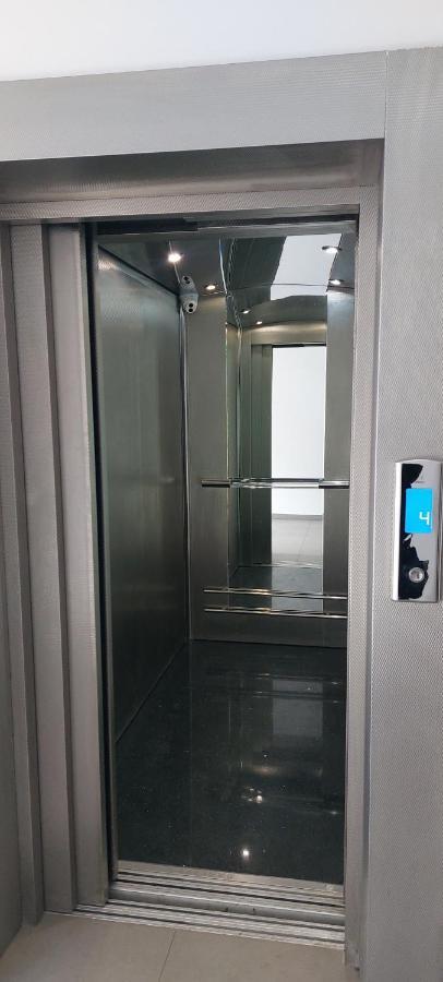 Новые Апартаменты Lux Kischinau Exterior foto